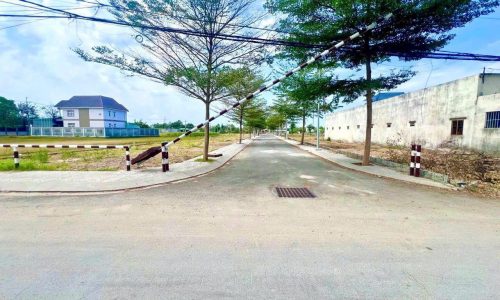 Hot Deal cần bán lô đất mặt tiền đường 85, Tân Phu Trung, 100m2 full thổ cư