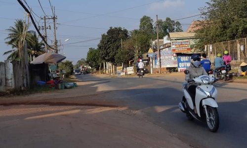 Con dâu ngoại tình cần bán gấp lô đất mặt tiền đường Nguyễn Thị Tấm , Phước Thạnh, 443m2