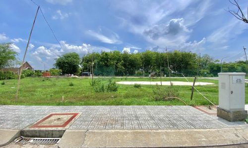 Cần bán lô đất mặt tiền đường Nguyễn Văn Khạ, Tân Thông Hội, 80m2 full thổ cư, SHR